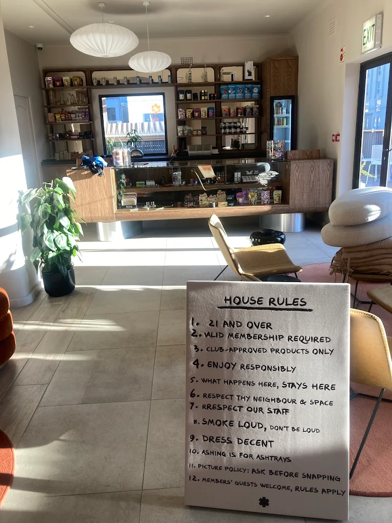 elevate members club interior house rules